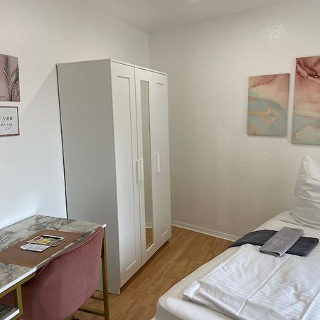 Pension An Der Hessenhalle Giessen Luaran gambar